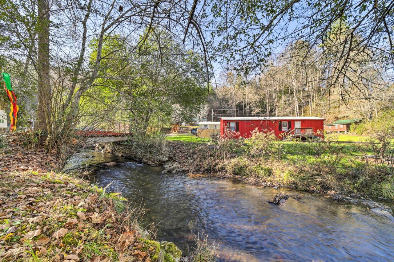 Smoky Mountain Vacation Rental With Hot Tub And Kayaks Whittier Екстериор снимка