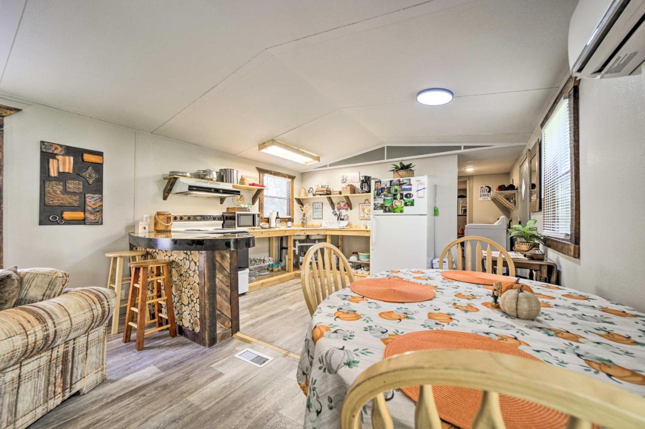 Smoky Mountain Vacation Rental With Hot Tub And Kayaks Whittier Екстериор снимка