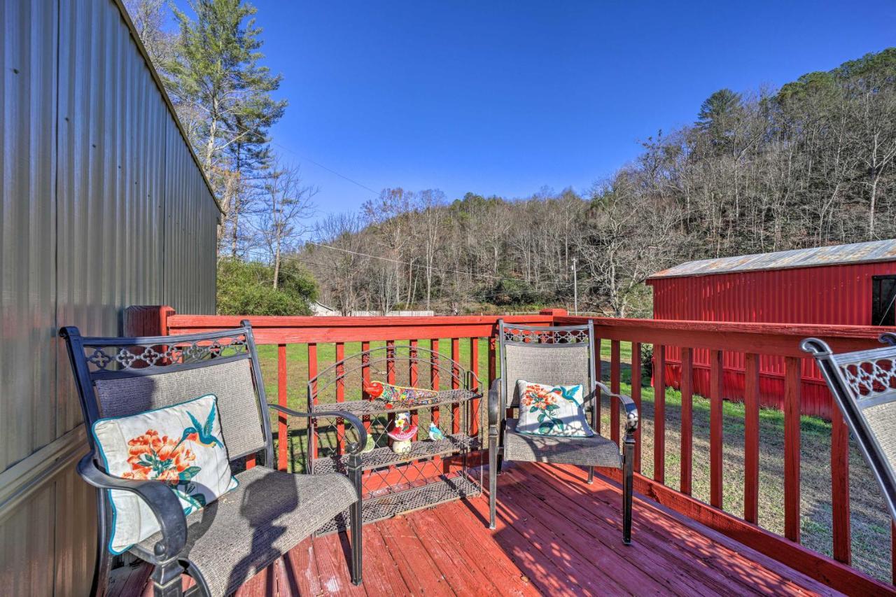 Smoky Mountain Vacation Rental With Hot Tub And Kayaks Whittier Екстериор снимка